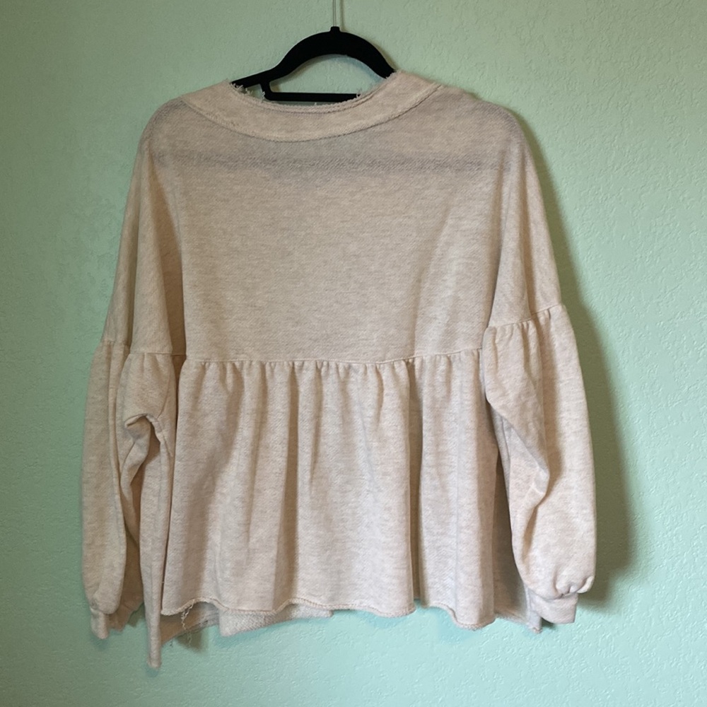 Final Touch Sweater - Picture 4 of 4